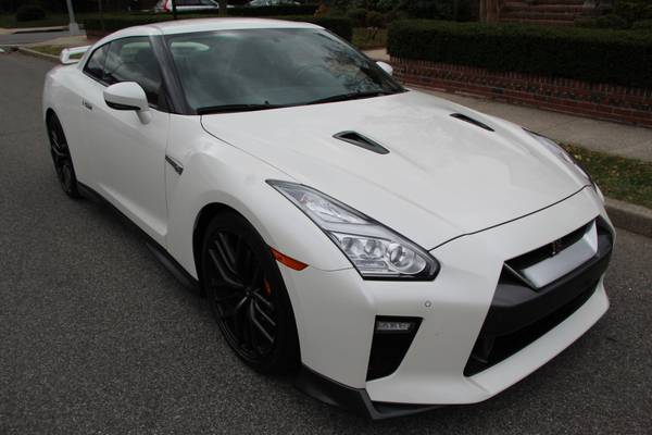 2017 NISSAN GT-R PREMIUM PEARL WHITE MINT ONLY 16K MILES 565HP... for sale in Brooklyn, NY – photo 2