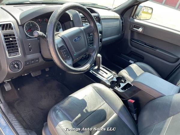 2012 Ford Escape Limited 4WD 6-Speed Automatic - - by for sale in Fort Atkinson, WI – photo 10