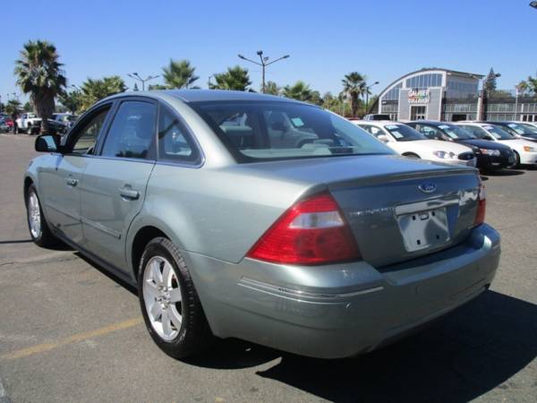 2005 FORD FIVE HUNDRED SEL - PARKING ASSIST - LEATHER SEATS DRIVES... for sale in Sacramento , CA – photo 3