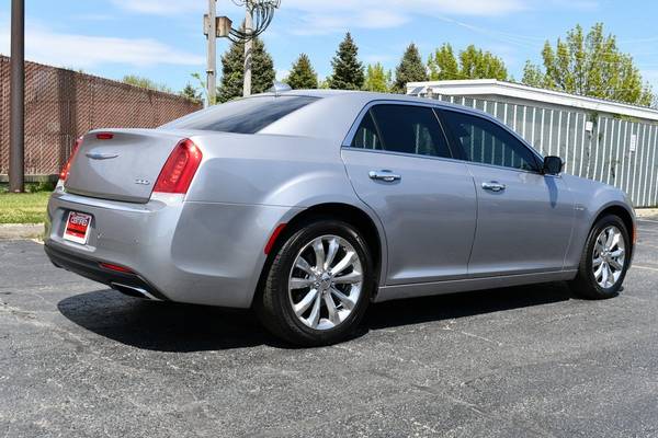 2018 Chrysler 300 Limited - - by dealer - vehicle for sale in Oak Lawn, IL – photo 8