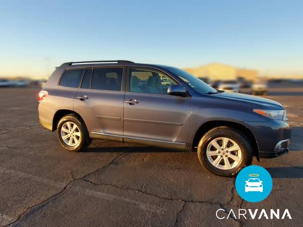 2013 Toyota Highlander Plus Sport Utility 4D suv Blue - FINANCE... for sale in Washington, District Of Columbia – photo 14