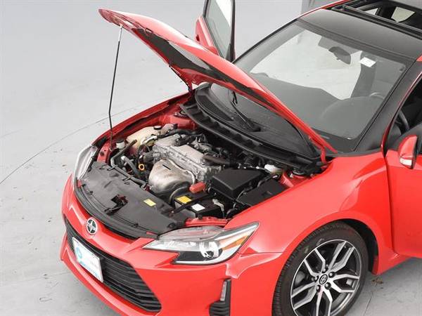 2015 Scion tC Hatchback Coupe 2D coupe Red - FINANCE ONLINE for sale in Inwood, NY – photo 4