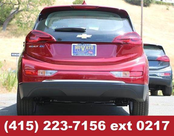 2021 Chevrolet Bolt EV 4D Wagon LT - Chevrolet Cajun Red Tintcoat for sale in Novato, CA – photo 6