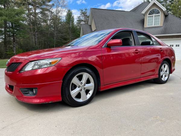 2011 Toyota Camry Se for sale in Etowah, NC – photo 2