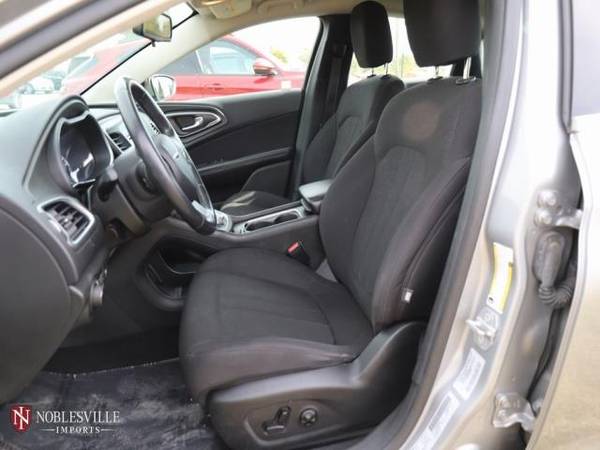 2015 Chrysler 200 Limited - cars & trucks - by dealer - vehicle... for sale in NOBLESVILLE, IN – photo 20