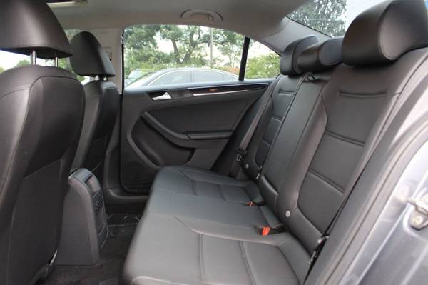 2015 *Volkswagen* *Jetta Sedan* *4dr DSG 2.0L TDI SEL for sale in Oak Forest, IL – photo 19