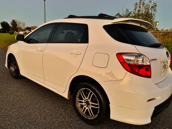 2009 TOYOTA MATRIX XRS 5 speed manual 119.000 MILES 37mpg RARE -... for sale in Gainesville, FL – photo 4