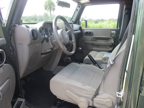 2007 Jeep Wrangler Unlimited Sahara for sale in Oak Hill, FL – photo 10