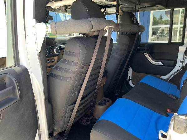 ★★★ 2011 Jeep Wrangler Sahara / Customized Rock Crawler ★★★ - cars &... for sale in Grand Forks, ND – photo 22