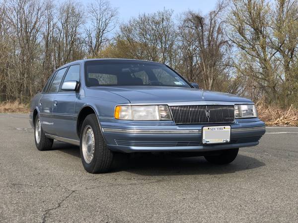 1988 Lincoln Continental Signature Series, Low Mileage! Like New! for sale in West Harrison, NY – photo 8
