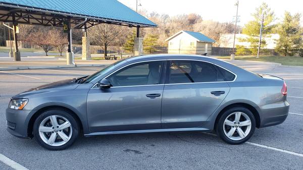 2012 Volkswagen Passat SE ( DRIVES GREAT ) - cars & trucks - by... for sale in Shawnee, MO – photo 2