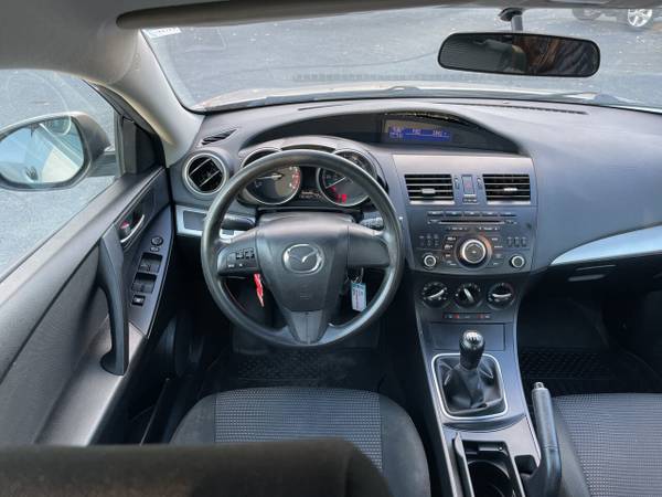 2013 Mazda Mazda3 Manual! Economico en gasolina! Compra y for sale in Austell, GA – photo 10