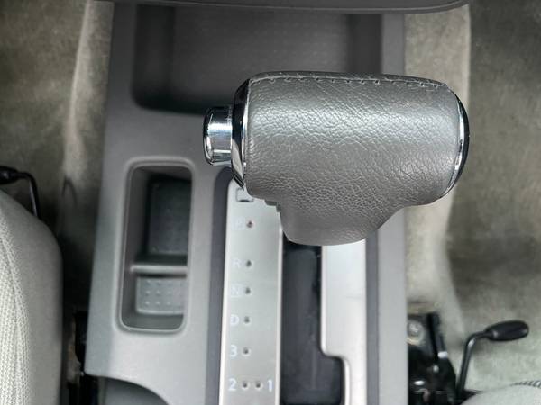 2018 Nissan Frontier Crew Cab SV Pickup 4D 5 ft pickup Silver for sale in South Bend, IN – photo 21