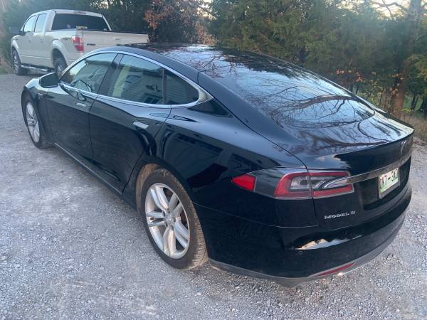 2014 Tesla Model S85 - cars & trucks - by owner - vehicle automotive... for sale in Thompsons Station, TN – photo 4