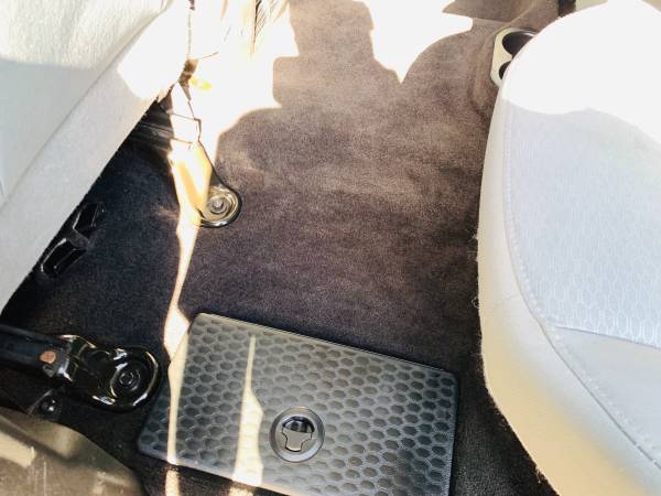 2017 Dodge Ram Crew Cab-Jet Black,5.7 High output Hemi V8,Cloth,6 pass for sale in Santa Maria, CA – photo 12