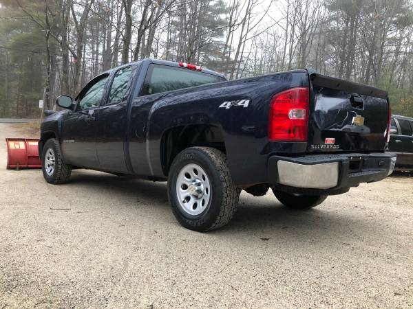 2011 Chevy Silverado Ex Cab V8 4x4,Auto, With Boss Plow!! - cars &... for sale in New Gloucester, NH – photo 3
