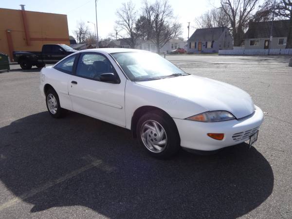 1997 CHEVROLET CAVALIER - - by dealer - vehicle for sale in Kennewick, WA – photo 4