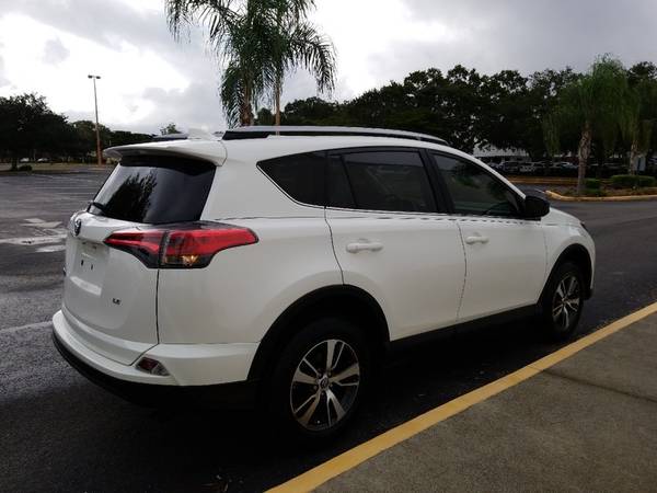 2018 Toyota RAV4 LE~ONLY 8K MILES~ GREAT COLOR~ LIKE NEW~ FINANCE... for sale in Sarasota, FL – photo 8