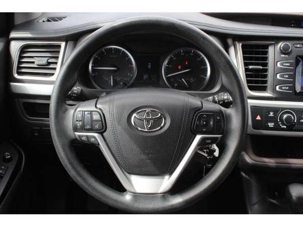 2016 Toyota Highlander LE V6 - SUV for sale in El Centro, CA – photo 11