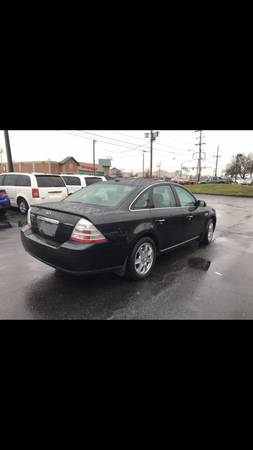 2009 Ford Taurus - cars & trucks - by owner - vehicle automotive sale for sale in Rochester , NY – photo 4