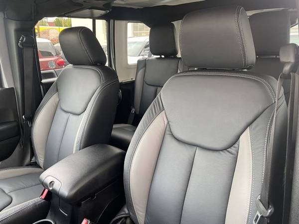 2015 Jeep Wrangler Unlimited Sport Leather Heated Seats 4' Lift New... for sale in Portland, OR – photo 10
