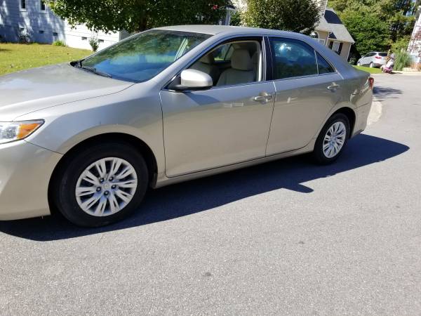 2014 Toyota Camry 29k miles - cars & trucks - by owner - vehicle... for sale in Raleigh, NC – photo 6