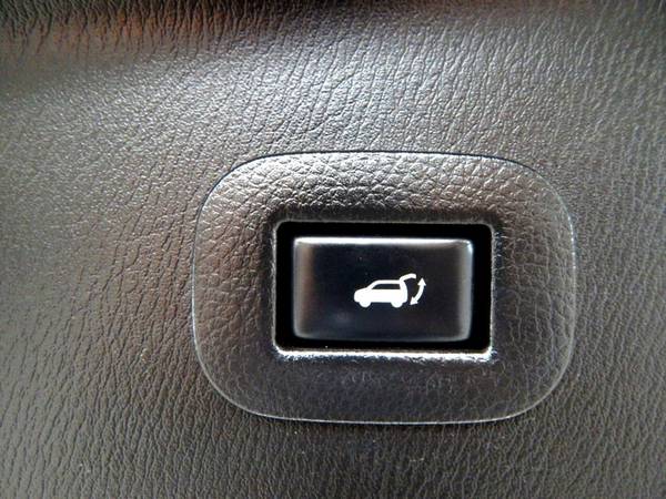 Clean Carfax 2012 Infiniti QX56 4WD w/3rd Row Seat + FULLY LOADED -... for sale in Auburn, WA – photo 18