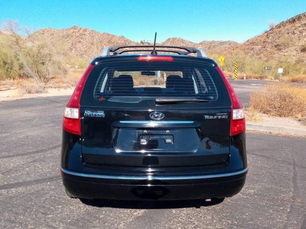 * 2012 Hyundai Elantra Touring SE 5spd * Leather, Moonroof * Low... for sale in Phoenix, AZ – photo 4