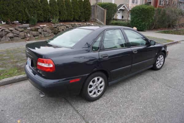 2001 Volvo s40 4dr Sdn - Midnight Blue - 153,550 miles - cars &... for sale in Seattle, WA – photo 4