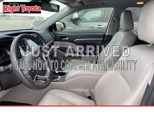 Used 2018 Toyota Highlander Limited Platinum, only 31k miles! - cars for sale in Scottsdale, AZ – photo 10