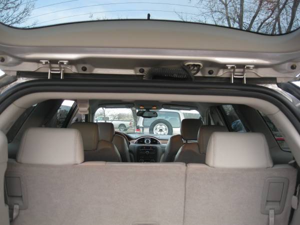 08 Buick Enclave CXL - cars & trucks - by owner - vehicle automotive... for sale in Great Falls, MT – photo 10