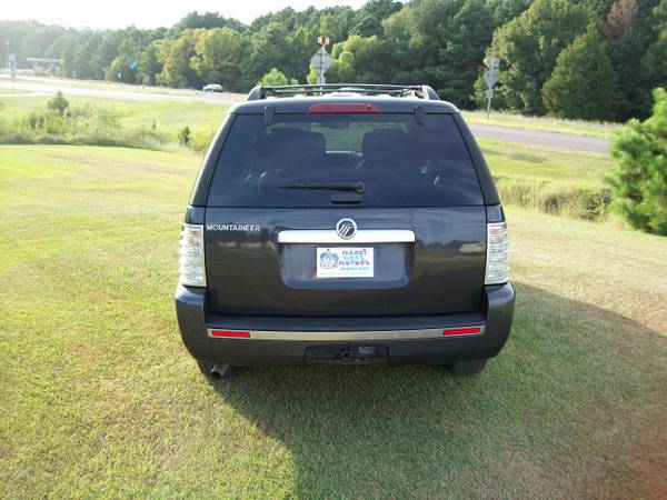 2007 Mercury Mountaineer 3rd Row, Leather, Moonroof for sale in Raymond, MS – photo 3