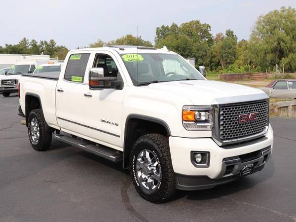 2015 GMC Sierra 3500HD available WiFi DENALI CREW CAB 6.6L DURAMAX... for sale in Plaistow, NY – photo 16