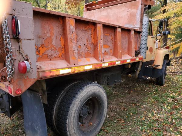 1992 Ford L8000 Dump Truck - cars & trucks - by owner - vehicle... for sale in Greenville, MI – photo 3