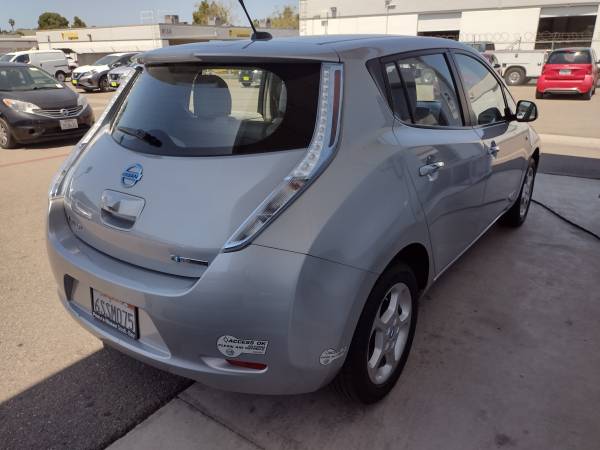 Like new 2011 Nissan Leaf Electric Car for sale in La Jolla, CA – photo 2