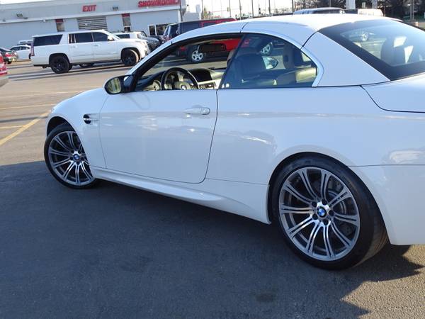 2011 BMW M3 Base Convertible Alpine White - - by for sale in Skokie, IL – photo 13