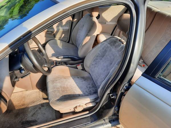 1998 Saturn SL2 for sale in Somerset, NJ – photo 6