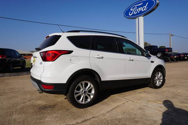 2019 Ford Escape SEL - LOADED WITH SUPER LOW MILES! for sale in Alva, OK – photo 3