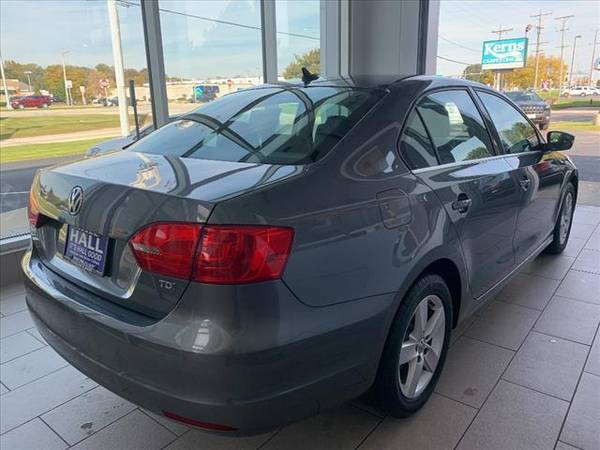 2013 VW JETTA TDI HEATED SEATS/BLUETOOTH/POWER SUNROOF/ MANUAL TRANS for sale in Green Bay, WI – photo 3
