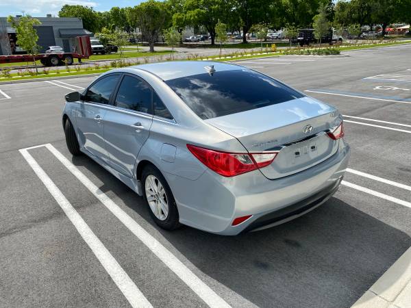 2014 Hyundai Sonata LOW MILES FULLY LOADED - - by for sale in Hialeah, FL – photo 3