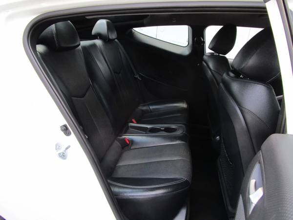 2013 Hyundai VELOSTER TURBO - 6 SPEED MANUAL TRANSMISSION - LEATHER for sale in Sacramento , CA – photo 11