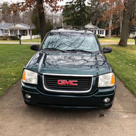 2005 GMC Envoy XL - cars & trucks - by owner - vehicle automotive sale for sale in Muskegon, MI – photo 3