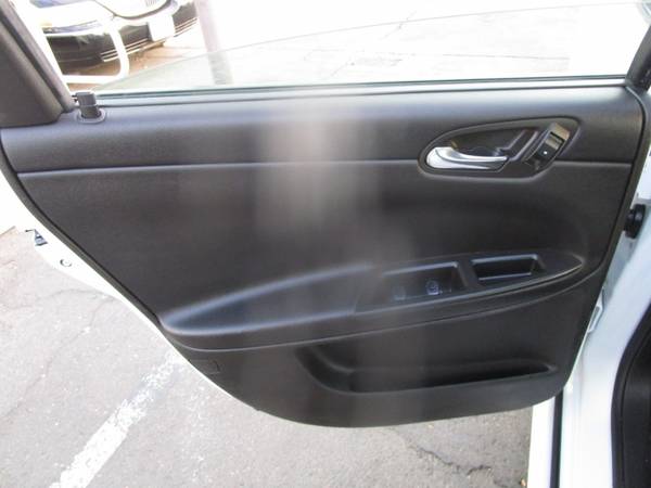 2016 Chevrolet Impala LT LIMITED - RECENTLY SMOGGED - 29 MPG ON... for sale in Sacramento , CA – photo 15