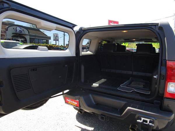 Low Mileage 2006 HUMMER H3 Adventure Loaded and Aftermarket Exhaust! for sale in Lynnwood, WA – photo 13