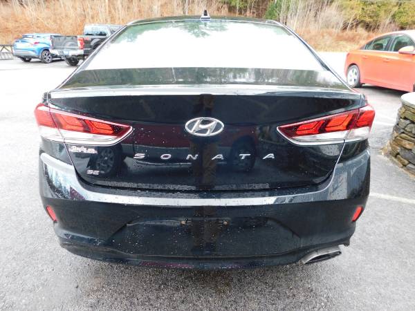 2019 Hyundai Sonata SE~ LIKE NEW!!!! - cars & trucks - by dealer -... for sale in Barre, VT – photo 4