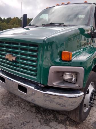 05 CHEV C7500 - cars & trucks - by dealer - vehicle automotive sale for sale in ALBEMARLE, N. C., VA – photo 2