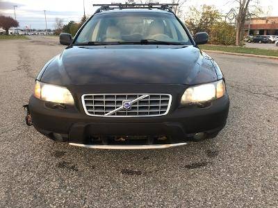 2002 Volvo V70XC - cars & trucks - by owner - vehicle automotive sale for sale in Birmingham , MI – photo 2