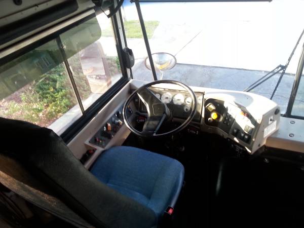 2003 International 84 Passenger School Bus A/C, Seatbelts for sale in Deland, FL – photo 8