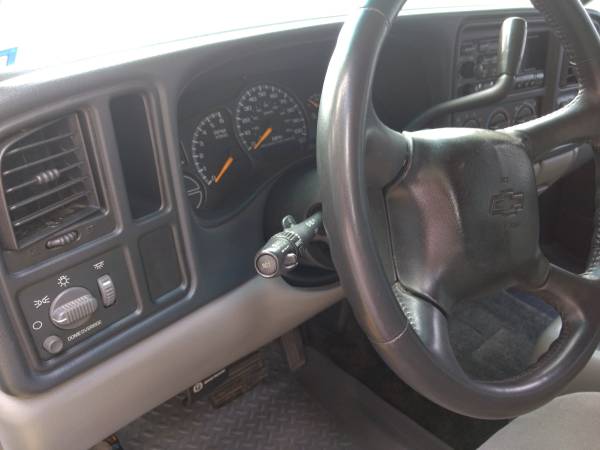 Super Clean 2001 Suburban - cars & trucks - by owner - vehicle... for sale in Athens, TX – photo 8