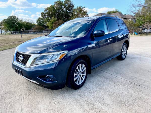 2014 Nissan Pathfinder SV, Only 48,000 Miles, Runs Great! - cars &... for sale in Rockwall, TX – photo 2